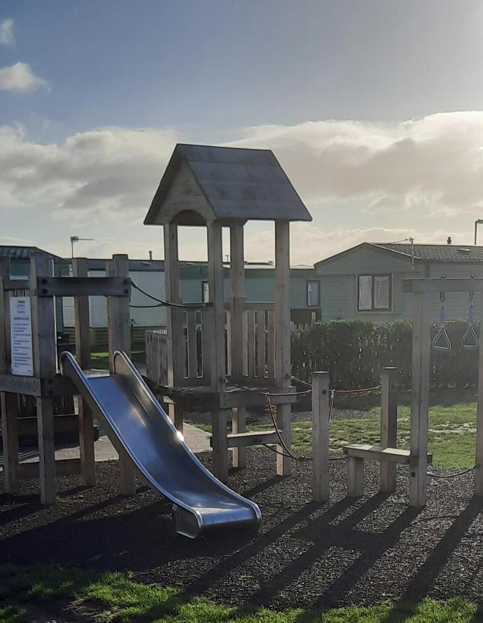 Masons By The Sea Heysham Static Caravan Sleeps 8 Pet Friendly Zewnętrze zdjęcie